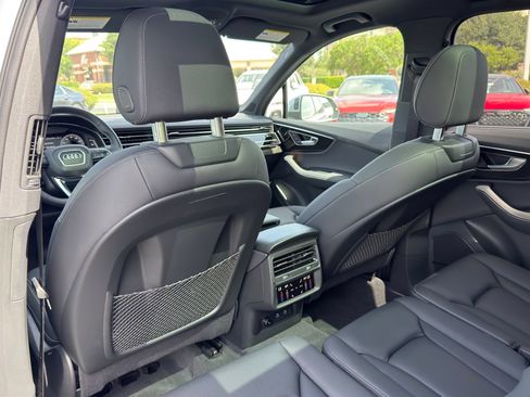 Certified 2026 Audi Q7 2.0T Premium AWD/4WD image 32