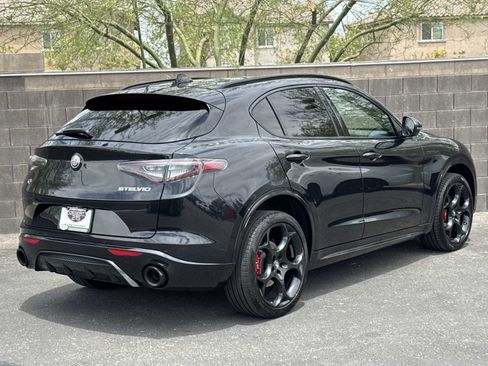 Used 2024 Alfa Romeo Stelvio AWD image 8