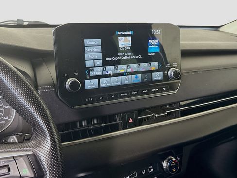 Used 2022 Mitsubishi Outlander SEL Black Edition image 18