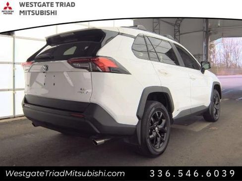 Used 2024 Toyota RAV4 LE image 5
