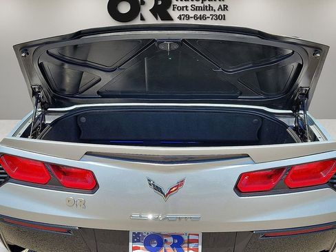 Used 2015 Chevrolet Corvette Stingray Convertible w/ 2LT Preferred Equipment Group RWD image 8