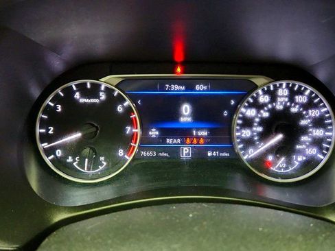 Used 2021 Nissan Sentra SV FWD image 13