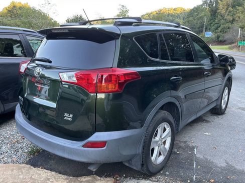 Used 2013 Toyota RAV4 XLE AWD/4WD image 9