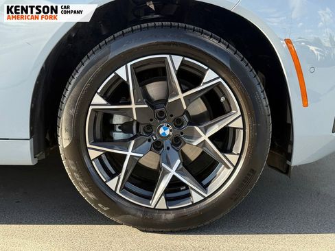 Used 2025 BMW X3 xDrive30i AWD/4WD image 16