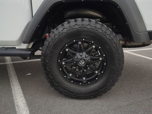 Used 2023 Jeep Gladiator Mojave w/ Trailer Tow Package image 43