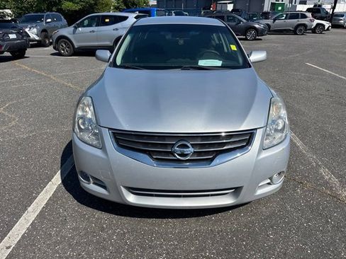 Used 2010 Nissan Altima 2.5 S FWD image 2