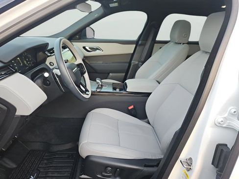 Used 2024 Land Rover Range Rover Velar Dynamic SE image 19
