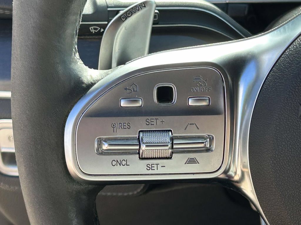 Used 2023 Mercedes-Benz GLE 53 AMG 4MATIC image 23