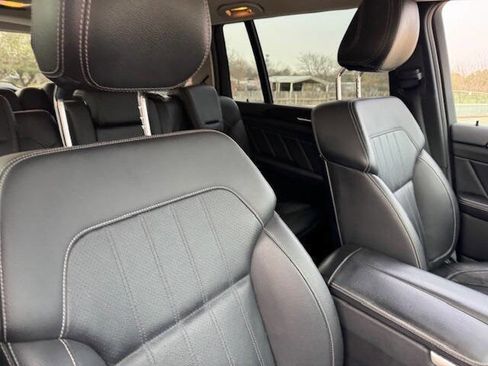 Used 2015 Mercedes-Benz GL 450 4MATIC image 39