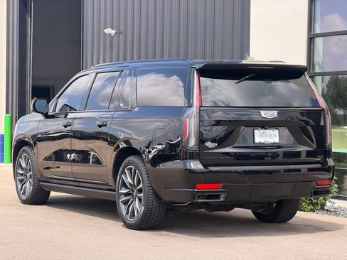 Used 2021 Cadillac Escalade ESV Sport Platinum AWD/4WD image 3
