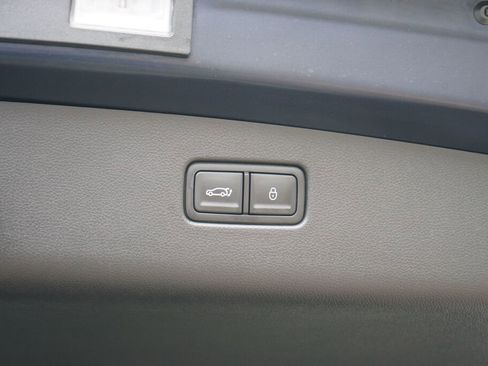 Used 2025 Genesis GV70 3.5T Sport w/ Sport Prestige Package image 14