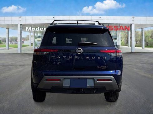 New 2026 Nissan Pathfinder Platinum AWD/4WD image 4