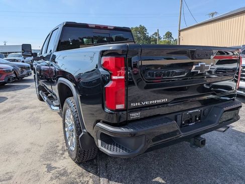 Used 2025 Chevrolet Silverado 2500 LT w/ Z71 Chrome Sport Edition AWD/4WD image 2