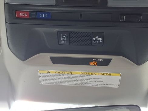 Used 2018 Subaru Crosstrek 2.0i Limited AWD/4WD image 25