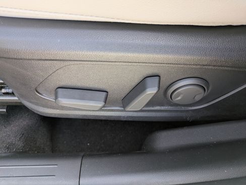 Certified 2023 Hyundai Tucson SEL w/ Convenience Package FWD image 19
