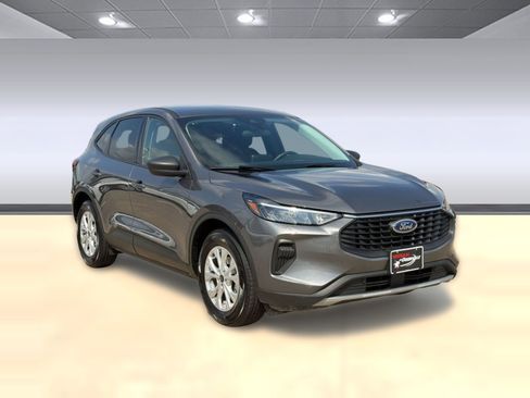 Used 2025 Ford Escape Active image 7