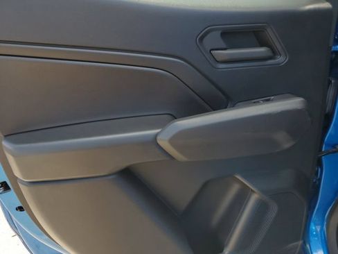 Used 2023 Chevrolet Colorado Trail Boss w/ Technology Package AWD/4WD image 14