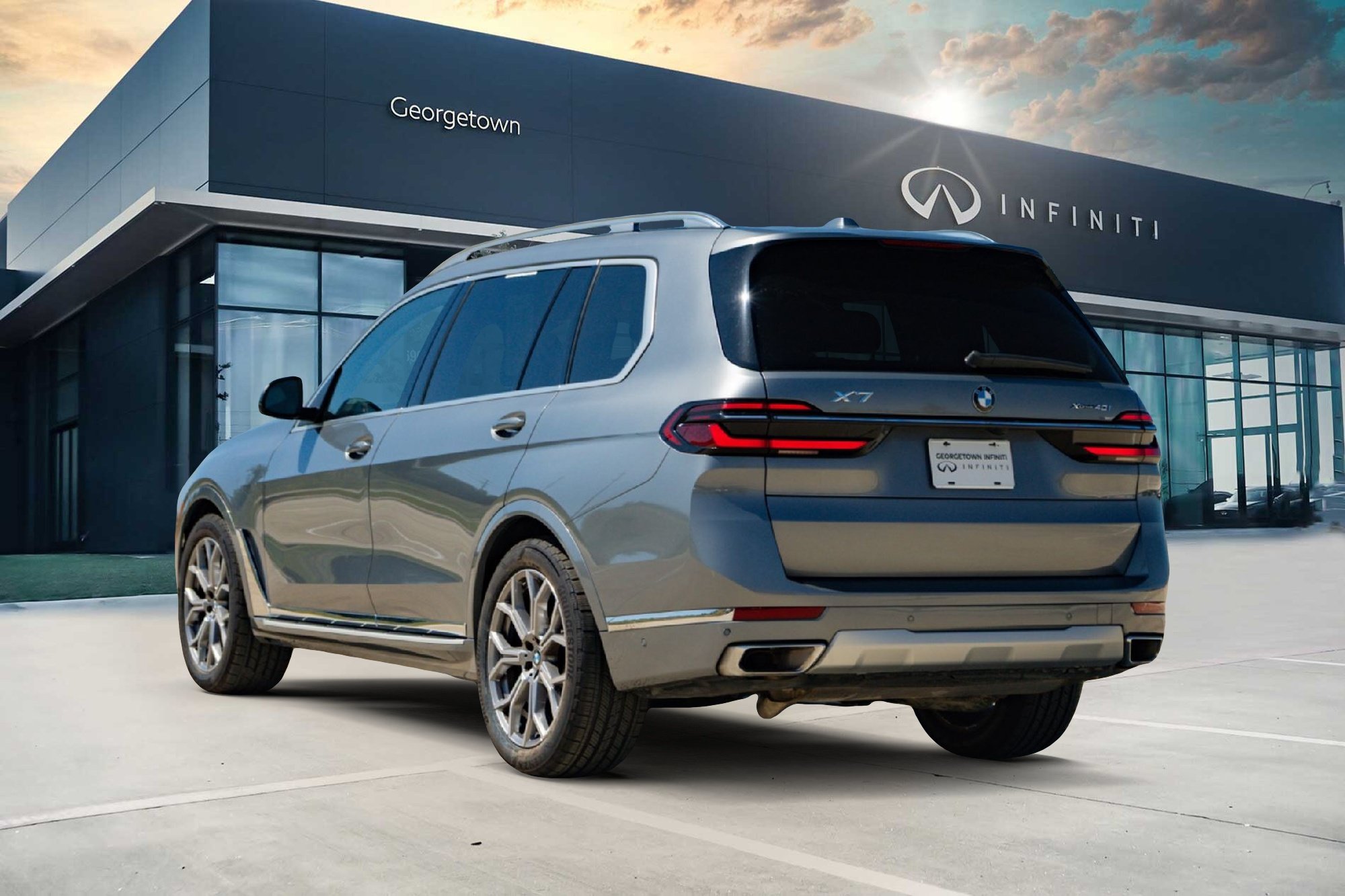 Used 2024 BMW X7 xDrive40i w/ Premium Package AWD/4WD image 6