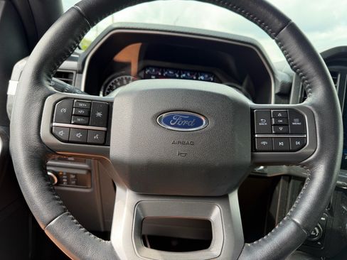 Used 2022 Ford F150 XLT w/ Equipment Group 302A High AWD/4WD image 14