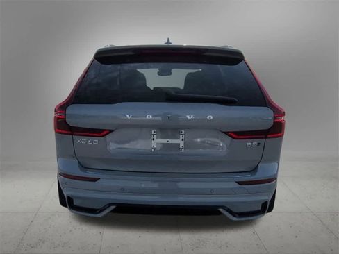 New 2026 Volvo XC60 B5 Ultra w/ Protection Package Premier image 5