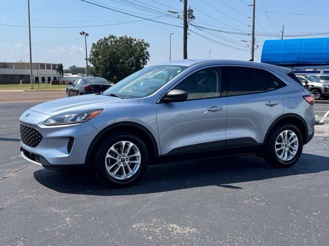 Used 2022 Ford Escape SE FWD image 3