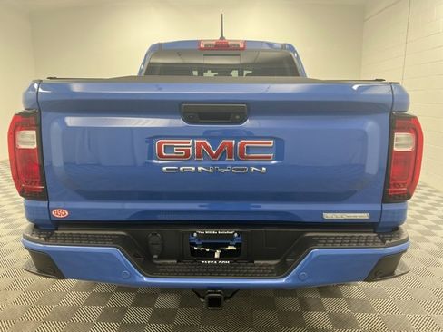 Used 2025 GMC Canyon Elevation w/ Convenience Package image 8
