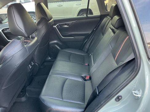 Used 2020 Toyota RAV4 Adventure w/ Convenience Package AWD/4WD image 13