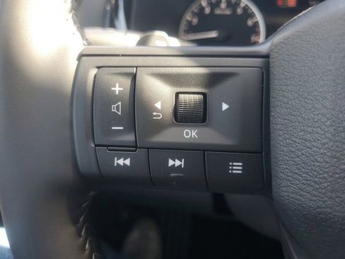 New 2026 Nissan Pathfinder SV image 14