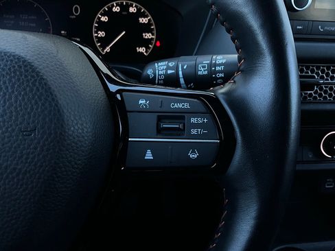 Used 2025 Honda HR-V Sport image 31