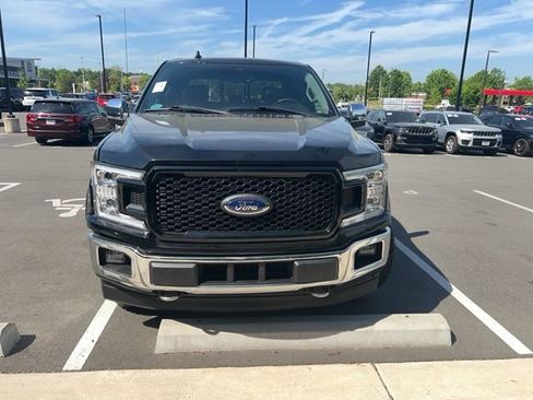 Used 2018 Ford F150 Lariat w/ Equipment Group 502A Luxury image 4