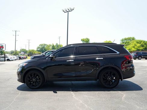 Used 2020 Kia Sorento S FWD image 23