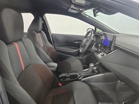 Used 2025 Toyota Corolla SE FWD image 15