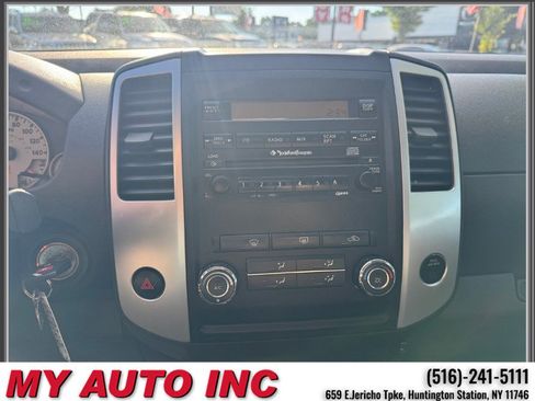 Used 2012 Nissan Xterra PRO-4X w/ Pro-4x Leather Pkg AWD/4WD image 16