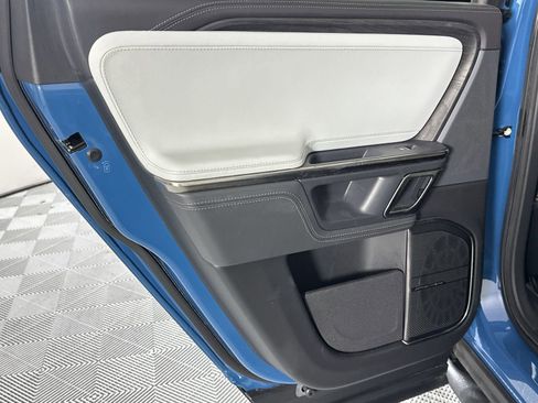 Used 2023 Rivian R1T Adventure AWD/4WD image 28