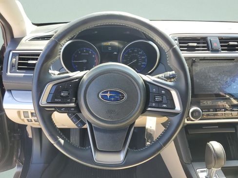 Used 2018 Subaru Outback 2.5i Premium image 23