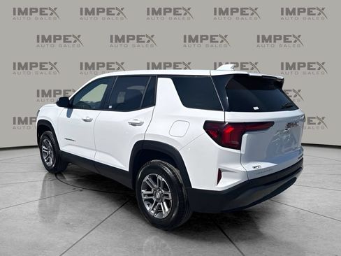 Used 2026 GMC Terrain Elevation FWD image 3