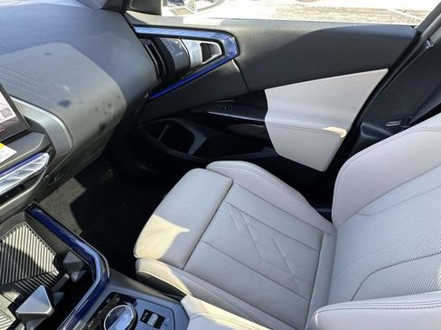 New 2026 BMW X3 xDrive30i w/ Premium Package AWD/4WD image 18
