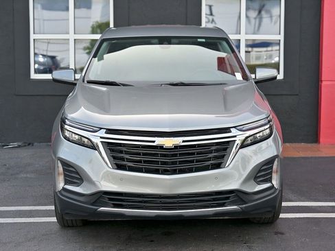 Used 2024 Chevrolet Equinox LT image 2