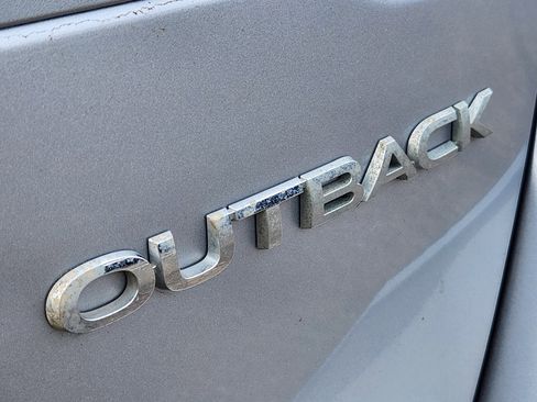 Used 2021 Subaru Outback Premium image 24