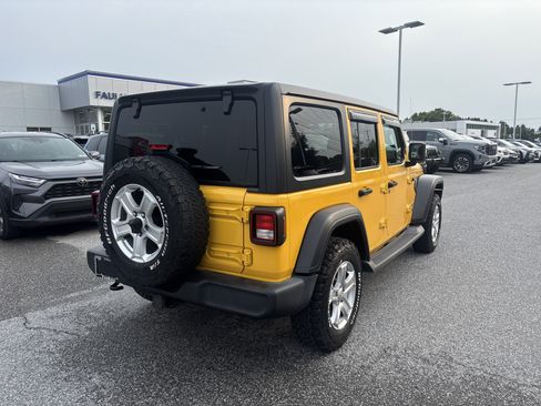 Used 2018 Jeep Wrangler Unlimited Sport S AWD/4WD image 21