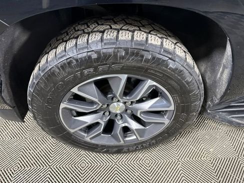 Used 2021 Chevrolet Tahoe LT w/ LT Signature Package image 10