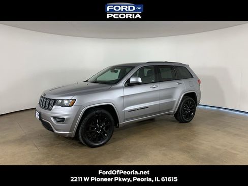 Used 2018 Jeep Grand Cherokee Altitude AWD/4WD image 1