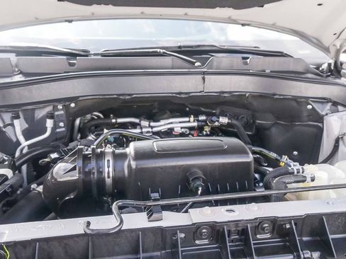 Used 2021 Ford Explorer XLT w/ Equipment Group 202A RWD image 26