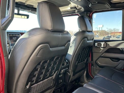 Used 2021 Jeep Wrangler Unlimited Rubicon image 13