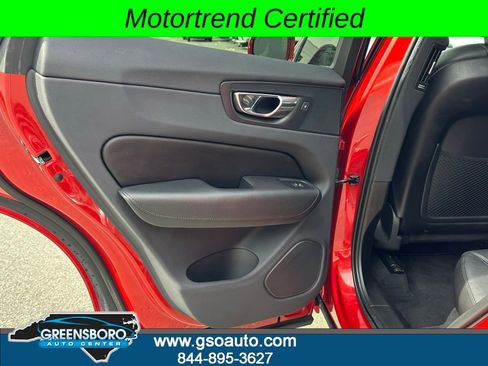 Used 2019 Volvo XC60 T5 Inscription AWD/4WD image 22