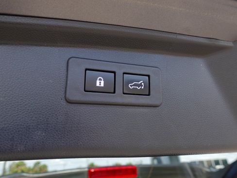 Certified 2022 Subaru Outback Premium AWD/4WD image 22