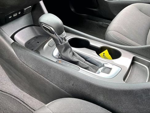 Used 2024 Chevrolet Malibu LS FWD image 12