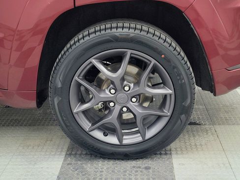 Used 2019 Jeep Grand Cherokee Limited X image 16