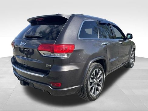 Used 2018 Jeep Grand Cherokee Overland image 16
