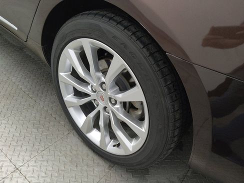 Used 2015 Cadillac XTS Luxury w/ Driver Awareness Package FWD image 31